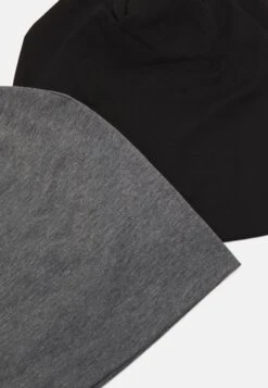 Pier One 2 Pack UnisexBerrettoBlack/Grey Donna Cappelli E Foulard PI954P00S-Q11 6 Pier One 2 Pack UnisexBerrettoBlack/Grey Donna Cappelli E Foulard PI954P00S-Q11 -Negozio Online Pier One Italia 017cc59c74bf40c8b64c04d70871c962