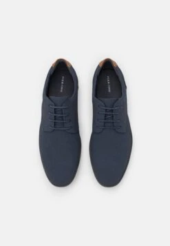 Pier One Stringate SportiveDark Blue Uomo Scarpe Con I Lacci PI912M09Q-K11 -Negozio Online Pier One Italia 0a17dbfb287a4ebfb67895f7e005364f