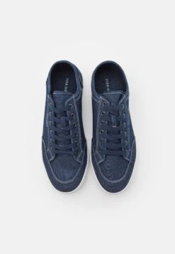 Pier One UnisexSneakers BasseDark Blue Uomo Sneaker PI915O02Z-K11 -Negozio Online Pier One Italia 14bcd34d47084352b436b81d21a23346