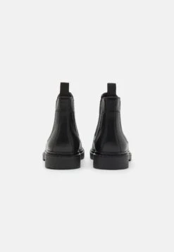 Pier One LeatherStivalettiBlack Uomo Stivaletti/Stivali PI912K0C6-Q11 -Negozio Online Pier One Italia 38fceb26209f4f8e8e56a5d89f6e46d5