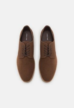 Pier One StringateBrown Uomo Scarpe Con I Lacci PI912M0E3-O11 11 Pier One StringateBrown Uomo Scarpe Con I Lacci PI912M0E3-O11 -Negozio Online Pier One Italia 39e7e94e3dcb4b2a962e0f0e2a4d1a9c