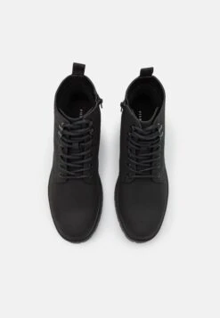 Pier One UnisexStivaletti StringatiBlack Uomo Stivaletti/Stivali PI915K00B-Q12 -Negozio Online Pier One Italia 42d255d612594310953d57a0b11e7c09