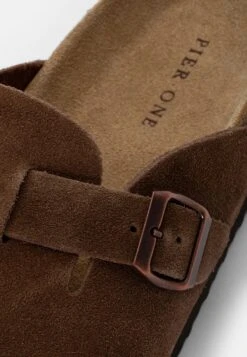 Pier One Leather Unisex - Pantofole - Brown 13 Pier One Leather Unisex - Pantofole - Brown -Negozio Online Pier One Italia 47364cdc1dcd4794860a5f6810594e6c