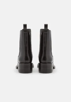 Pier One Leather StivalettiBlack Donna Stivaletti PI911N09Q-Q11 -Negozio Online Pier One Italia 4b604ea065ea472d92b6f071937f03dc