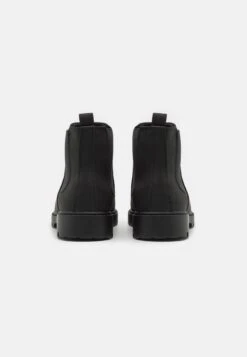 Pier One UnisexTronchettiBlack Uomo Stivaletti/Stivali PI915K006-Q12 10 Pier One UnisexTronchettiBlack Uomo Stivaletti/Stivali PI915K006-Q12 -Negozio Online Pier One Italia 58b2ab90662e4702b343cbe29caf76c4