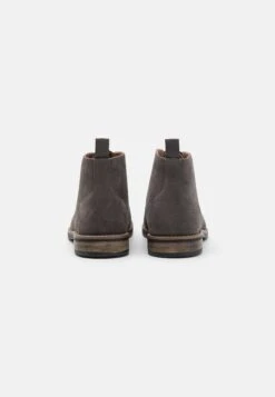 Pier One Stringate SportiveDark Grey Uomo Scarpe Con I Lacci PI912M0EC-C11 -Negozio Online Pier One Italia 60b31299af274ae08f41e556c2fa39ef