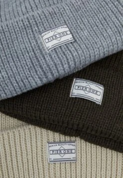 Pier One Unisex 3 PackBerrettoKhaki /Grey/Beige Donna Cappelli E Foulard PI954P009-N11 7 Pier One Unisex 3 PackBerrettoKhaki /Grey/Beige Donna Cappelli E Foulard PI954P009-N11 -Negozio Online Pier One Italia 69f241cae8634d669e2df427dc347e59