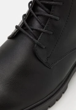 Pier One Stivaletti StringatiBlack Uomo Stivaletti/Stivali PI915M005-Q11 13 Pier One Stivaletti StringatiBlack Uomo Stivaletti/Stivali PI915M005-Q11 -Negozio Online Pier One Italia 721d830f068f441c9b5b2c518e96ef69