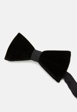 Pier One PapillonBlack Uomo Cravatte E Accessori PI952R03I-Q11 7 Pier One PapillonBlack Uomo Cravatte E Accessori PI952R03I-Q11 -Negozio Online Pier One Italia 766200806bf54d9c84f9b995f1a3c262