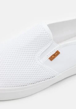 Pier One Unisex - Scarpe Senza Lacci - White 13 Pier One Unisex - Scarpe Senza Lacci - White -Negozio Online Pier One Italia 7af3f76c7d3048f7ace815eb38fb78e9