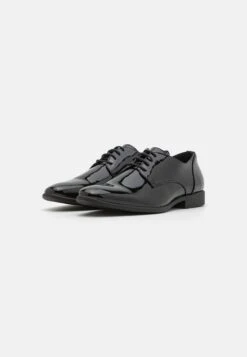 Pier One StringateBlack Uomo Scarpe Eleganti PI912M0CW-Q11 -Negozio Online Pier One Italia 7fe7a24ffe884d6c9dbbb416048de152