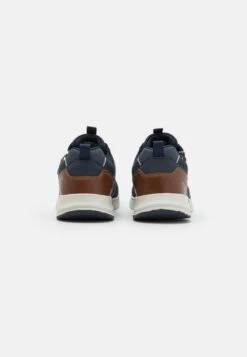 Pier One Sneakers BasseDark Blue Uomo Sneaker PI912O051-K11 -Negozio Online Pier One Italia 80968817a8da47b294450f21e3d28224