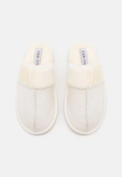 Pier One PantofoleOff-White Donna Pantofole PI911D00Z-A11 11 Pier One PantofoleOff-White Donna Pantofole PI911D00Z-A11 -Negozio Online Pier One Italia 8a81c8a71b39417c9dbc6b7b37250711