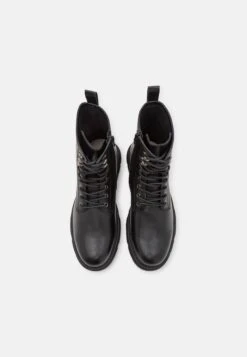 Pier One LeatherStivaletti StringatiBlack Uomo Stivaletti/Stivali PI912K0BD-Q11 -Negozio Online Pier One Italia 926c2a40606144d7a6f804f59f0a41e0