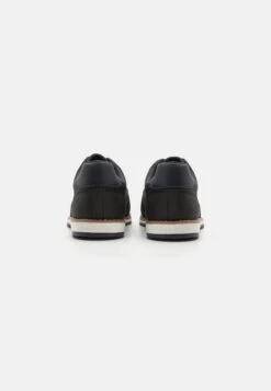 Pier One Stringate SportiveBlack Uomo Scarpe Con I Lacci PI912M0DS-Q11 10 Pier One Stringate SportiveBlack Uomo Scarpe Con I Lacci PI912M0DS-Q11 -Negozio Online Pier One Italia 9627cfdbf44d49e294e58b77a23f62af