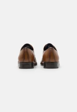 Pier One StringateCognac Uomo Scarpe Eleganti PI912M0DU-O11 10 Pier One StringateCognac Uomo Scarpe Eleganti PI912M0DU-O11 -Negozio Online Pier One Italia 9bdb1805f79c4808bcbbea6f6edb040d
