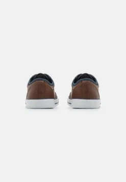 Pier One Unisex - Sneakers Basse - 708 -Negozio Online Pier One Italia a668bae8887748689fb608cf6d6bde7e