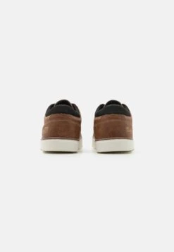 Pier One Sneakers BasseCognac Uomo Sneaker PI912O053-O11 -Negozio Online Pier One Italia c179352cbf354ec887f25290834dd5a5