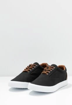 Pier One Sneakers BasseBlack Uomo Sneaker PI912O02D-Q11 10 Pier One Sneakers BasseBlack Uomo Sneaker PI912O02D-Q11 -Negozio Online Pier One Italia c4cf3565537c4ea1b44b68540f2735de