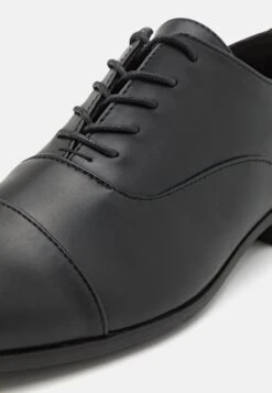 Pier One StringateBlack Uomo Scarpe Con I Lacci PI912M0E1-Q11 -Negozio Online Pier One Italia ca9193d772124267948a8b02236148ee