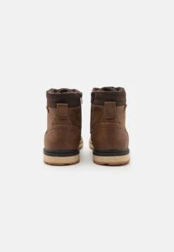 Pier One Stivaletti StringatiBrown Uomo Stivaletti/Stivali PI912K0B1-O11 10 Pier One Stivaletti StringatiBrown Uomo Stivaletti/Stivali PI912K0B1-O11 -Negozio Online Pier One Italia da994966e7c64e6398d6a3e950e32551