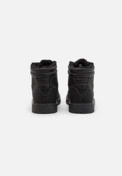 Pier One Stivaletti StringatiBlack Uomo Stivaletti/Stivali PI912K0BE-Q11 10 Pier One Stivaletti StringatiBlack Uomo Stivaletti/Stivali PI912K0BE-Q11 -Negozio Online Pier One Italia e0b48d1b6b99480084a04cdf4ddf7019