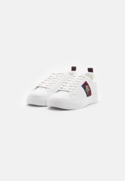 Pier One Sneakers BasseWhite Uomo Sneaker PI912O04P-A11 -Negozio Online Pier One Italia e674f44a85e94de9b5293917029c65e7