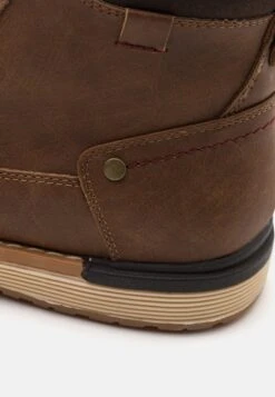 Pier One Stivaletti StringatiBrown Uomo Stivaletti/Stivali PI912K0B1-O11 13 Pier One Stivaletti StringatiBrown Uomo Stivaletti/Stivali PI912K0B1-O11 -Negozio Online Pier One Italia ed86c3a22bf44827bf90b2575491ce4d