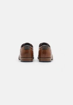 Pier One LeatherStringateCognac Uomo Scarpe Con I Lacci PI912M0CD-O11 10 Pier One LeatherStringateCognac Uomo Scarpe Con I Lacci PI912M0CD-O11 -Negozio Online Pier One Italia ee6635911d2b45d5ac16c78f61ca4c2a