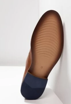 Pier One Leather - Stringate Eleganti - Cognac -Negozio Online Pier One Italia f47ca42db8df499e9aede9cf8214a77b